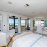 Villa Paradis - Ocean Front With Views To Behold!