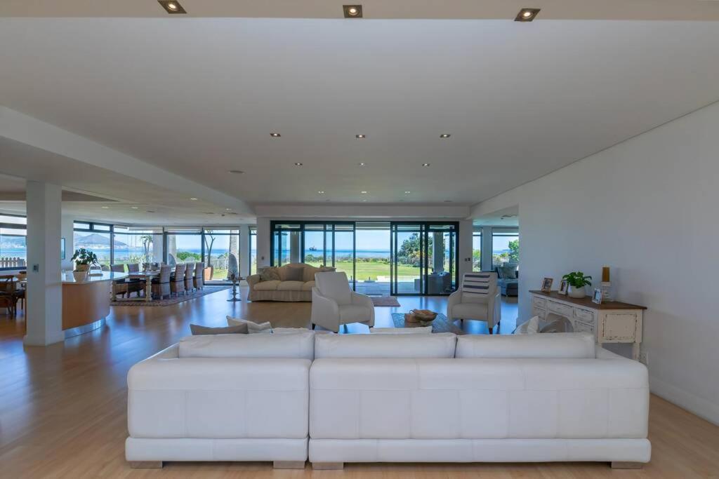 Paradis - Ocean Front With Views To Behold! Villa *